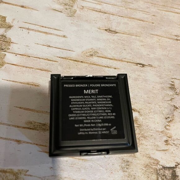 😎 Laritzy Pressed Bronzer - Merit - Picture 5 of 6